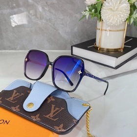 LOUIS VUITTON Модель： Z1668E Размер： 60 x 17 x 140