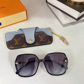 LOUIS VUITTON Модель： Z1668E Размер： 60х17х140
