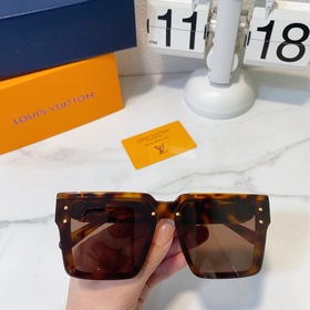 LOUIS VUITTON Модель： Z2257E Размер： 67 x 11 x 145