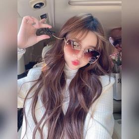 LOUIS VUITTON Модель： Z1241W Размер： 62 x 17 x 140, с подвесным