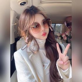 LOUIS VUITTON Модель： Z1241W Размер： 62 x 17 x 140, с подвесным