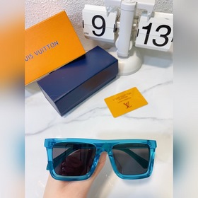 LOUIS VUITTON Модель： Z1809E Размер： 55 x 19 x 145