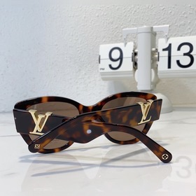 LOUIS VUITTON Модель： Z1738E Размер： 54 x 21 x 145