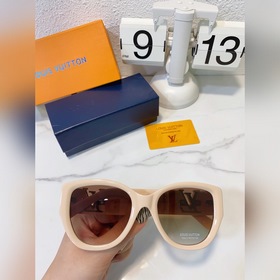 LOUIS VUITTON Модель： Z1738E Размер： 54 x 21 x 145