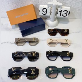 LOUIS VUITTON Модель： Z1728E Размер： 56х18х145