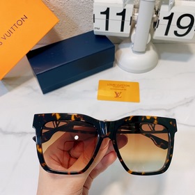 LOUIS VUITTON Z1735E Размеры： 64-18-145