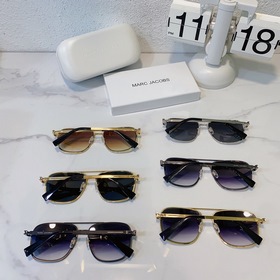 MARC JACOBS Модель： MARC 241/S Размер： 59х18-145