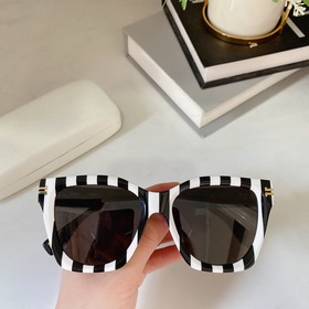 MARC JACOBS/Марк Джейкобс, высококлассный дизайнерский бренд, MJ1