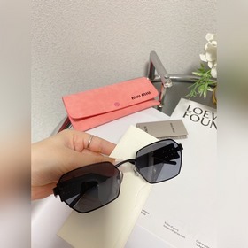 Детали MIU | Летние солнцезащитные очки Модель： MU53WS