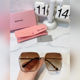 MiuMiu Модель SMU49W Размер： 69-17-125.