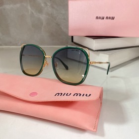 MIUMIU SMU68XV Размеры： 57-19-145.