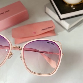 MIUMIU SMU68XV Размеры： 57-19-145.
