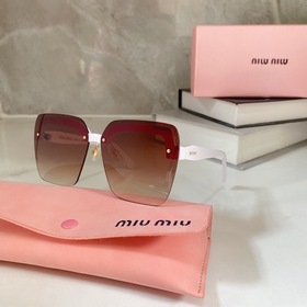 Miumiu* 9036 Размер： 64-12-140