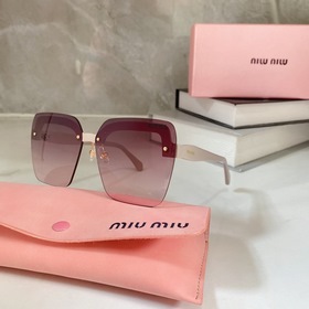 Miumiu* 9036 Размер： 64-12-140