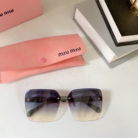 Miumiu* 9036 Размер： 64-12-140