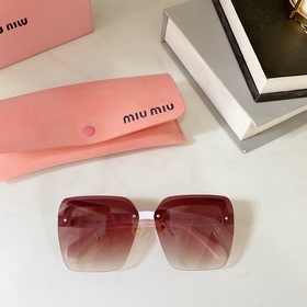 Miumiu* 9036 Размер： 64-12-140