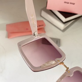 MIUMIU* 6518 Размер： 65-19-145