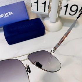 MYKITA Модель： CALEB Размер： 60х18-140