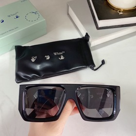 OFF WHITE Модель： O W40018U Размер： 55 x 19 x 145 Коробка для до