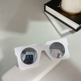 Off-White TM Модель： ERI009 Размер： 45*33*145 Коробка для достав