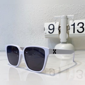 OFF WHITE Модель： OERJ010 Размер： 59 x 17 x 145