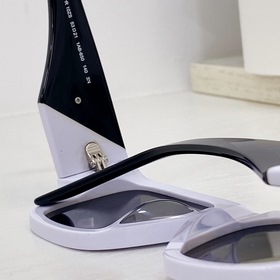 3 белых и черный prada OPR 10ZS Размер： 53 x 21 x 140