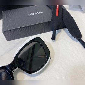 Prada Модель： SPR 16YS Размер： 52/19-145