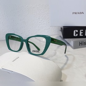 Сегодня в продаже PR01YV Новинка на официальном сайте для женщин.