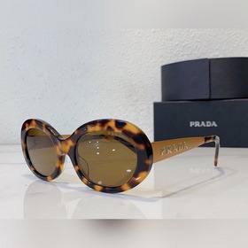 Prada Модель： SPR 25 Размер： 54х18-145