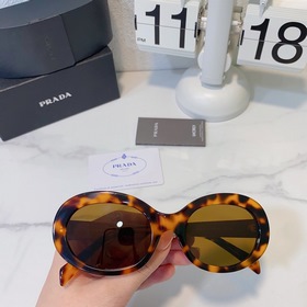 Prada Модель： SPR 25 Размер： 54х18-145