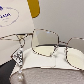 Очки Prada, прозрачная оправа, прозрачные стекла  Треугольный ди