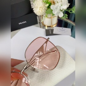 Prada Солнцезащитные очки Prada  Модель： SPR22  Размер： 58-16