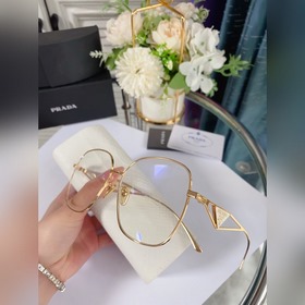 Prada Солнцезащитные очки Prada  Модель： SPR22  Размер： 58-16