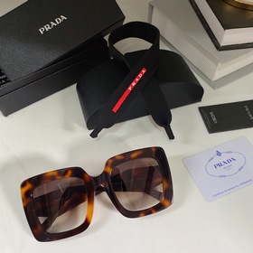 Prada Модель： PR26YS Размер： 52х21-145 С логотипом и ремешком дл