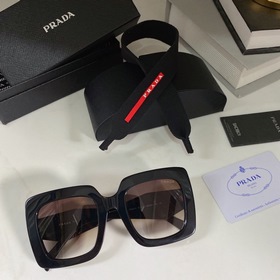 Prada Модель： PR26YS Размер： 52х21-145 С логотипом и ремешком дл