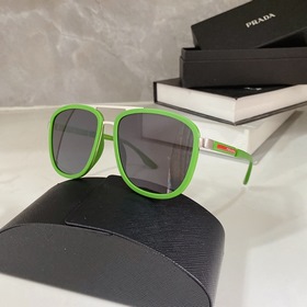 Prada Модель： SPR 50XS Размер： 60/16-145