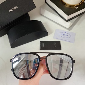 Prada Модель： SPR 50XS Размер： 60/16-145