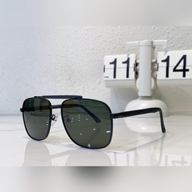 Prada Модель： SPR90Y Размер： 62х19-11-140.