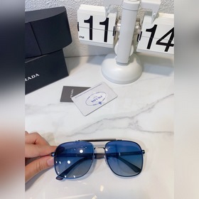 Prada Модель： SPR90Y Размер： 62х19-11-140.