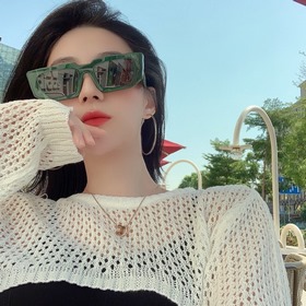 Модель PRADA SPR11ZS Размер： 52-18-145 PRADA с усилившимся объемн