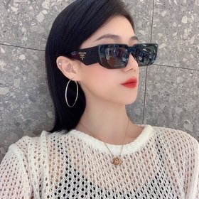Модель PRADA SPR11ZS Размер： 52-18-145 PRADA с усилившимся объемн