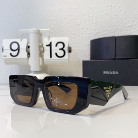 PRADA SPR11ZS Размер： 52-18-145 PRADA с ультра-объемным дизайном 