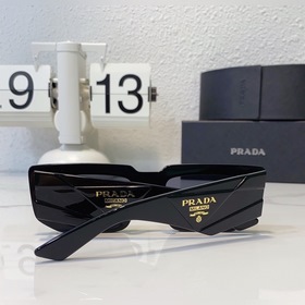 PRADA SPR11ZS Размер： 52-18-145 PRADA с ультра-объемным дизайном 