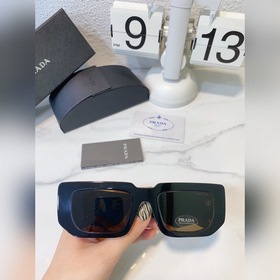 PRADA SPR11ZS Размер： 52-18-145 PRADA с ультра-объемным дизайном 