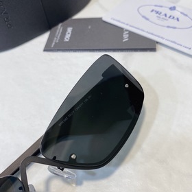 Prada Модель： SPR 59Z Размер： 64х16-135