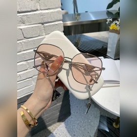 Prada Солнцезащитные очки Prada Девочка розовый Подвеска с бахр