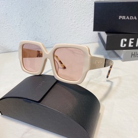 PRADA ~~Модель SPR21X с рекламной кампании. Комбинация цветов при