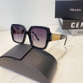 PRADA ~~Модель SPR21X с рекламной кампании. Комбинация цветов при
