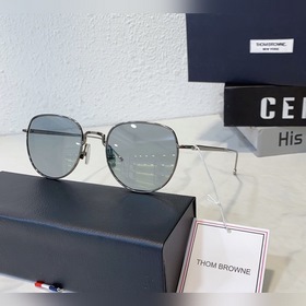 THOM BROWNE Модель： TBS-126 Размер： 50 x 22 x 140