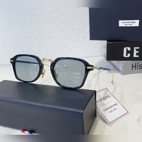 THOM BROWNE Модель： TBS-423 Размер： 52-21-145